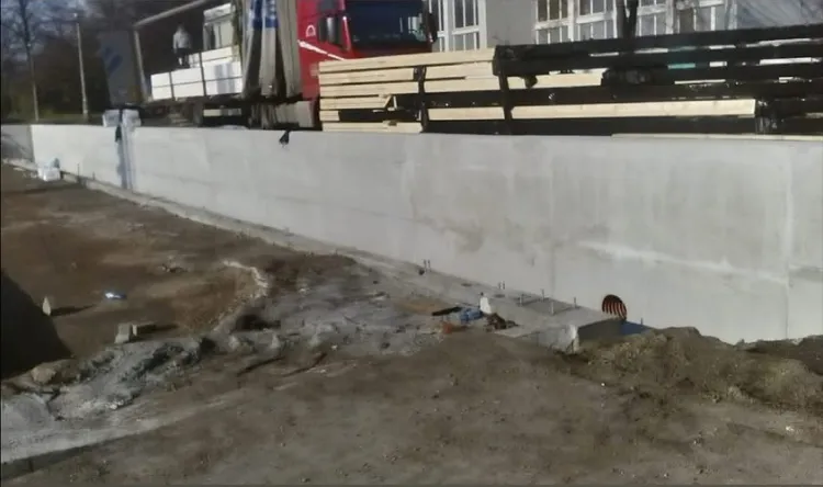Zakład budowlany Żar — realizacja nr 118