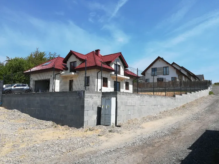 Zakład budowlany Żar — realizacja nr 126